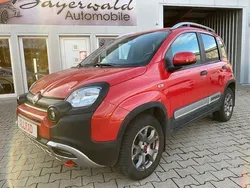Rot Gebraucht 2017 Fiat Panda Cross Cross Kleinwagen | 11.995 €