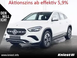 Weiss Gebraucht 2024 Mercedes GLA250 Progressive SUV | 45.990 € (Teuer)