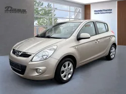 Gold Gebraucht 2012 Hyundai i20 Classic Kleinwagen | 5.990 € (Etwas zu teuer)
