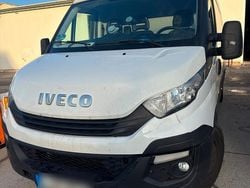 Weiß Gebraucht 2019 Iveco Daily Limousine | 14.999 €