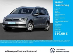 Oyster silver metallic Gebraucht 2024 VW Touran Comfortline Van / Kleinbus | 30.985 € (Guter Preis)