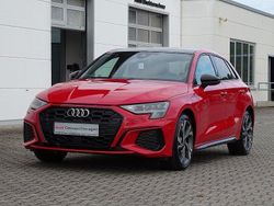 Tangorot (metallic) Gebraucht 2022 Audi A3 Sportback e-tron S-Line Limousine | 28.900 € (Fairer Preis)