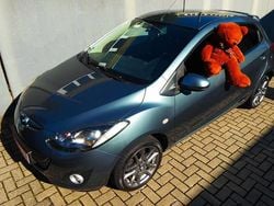 Grau Gebraucht 2012 Mazda 2 Edition Kleinwagen | 6.921 € (Etwas zu teuer)