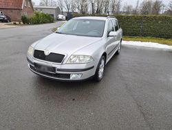Silber Gebraucht 2008 Skoda Octavia Kombi | 2.250 € (Guter Preis)