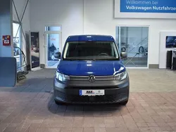 Blau Gebraucht 2022 VW Caddy Maxi Van / Kleinbus | 19.990 € (Guter Preis)