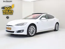 Weiß Gebraucht 2018 Tesla Model S Limousine | 23.900 € (Guter Preis)