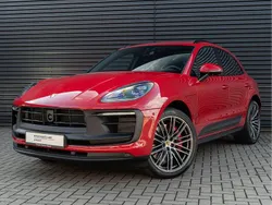 Rot Gebraucht 2024 Porsche Macan SUV | 106.890 € (Fairer Preis)