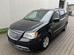 Schwarz Gebraucht 2012 Chrysler Grand Voyager Van / Kleinbus | 9.999 € (Fairer Preis)