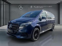Blau Gebraucht 2024 Mercedes V300 Avantgarde Van / Kleinbus | 83.900 € (Fairer Preis)