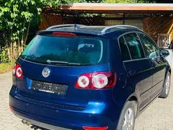 Blau Gebraucht 2012 VW Golf Plus Comfortline Van / Kleinbus | 4.950 € (Guter Preis)