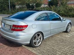 Silber Gebraucht 2009 Mercedes CLC220 Sport Kleinwagen | 2.800 € (Superpreis)