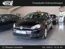 Schwarz (metallic) Gebraucht 2011 VW Golf VI Limousine | 4.440 € (Teuer)