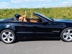Schwarz Gebraucht 2010 Mercedes SL300 Cabrio | 25.000 €