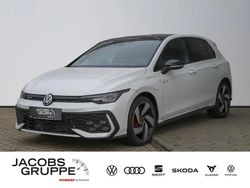 Weiß Gebraucht 2025 VW Golf GTE Limousine | 48.990 €