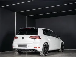 Weiß Gebraucht 2019 VW Golf VII R Limousine | 29.499 €