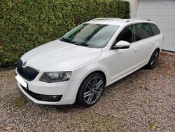 Weiß Gebraucht 2014 Skoda Octavia Comfort Kombi | 7.999 € (Guter Preis)