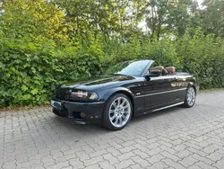 Schwarz Gebraucht 2002 BMW 320 Cabriolet M Sport Cabrio | 14.990 €