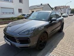 Grau Gebraucht 2019 Porsche Cayenne SUV | 54.590 € (Superpreis)