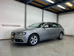 Grau Gebraucht 2010 Audi A4 Attraction Kombi | 9.999 € (Fairer Preis)