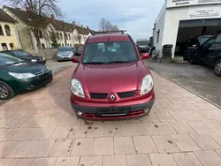 Rot Gebraucht 2004 Renault Kangoo Expression Van / Kleinbus | 1.890 € (Etwas zu teuer)
