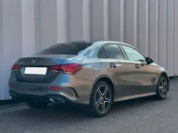 Grau Gebraucht 2021 Mercedes A250 AMG Limousine | 18.499 €