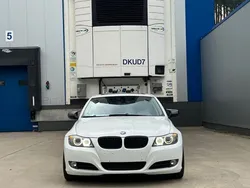 Weiß Gebraucht 2008 BMW 330 Limousine | 9.199 € (Guter Preis)