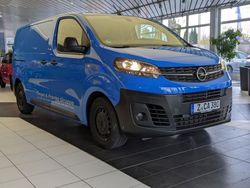 Edf blau Gebraucht 2022 Opel Vivaro Edition Van / Kleinbus | 20.885 € (Fairer Preis)