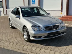 Silber Gebraucht 2004 Mercedes C200 Avantgarde Limousine | 4.900 € (Fairer Preis)