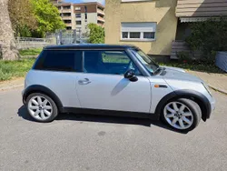 Silber Gebraucht 2003 Mini Cooper Kleinwagen | 1.450 €