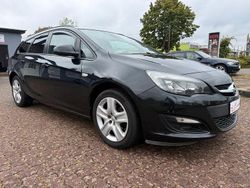 Schwarz Gebraucht 2013 Opel Astra Edition Kombi | 5.800 € (Fairer Preis)