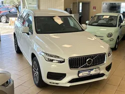 Weiß Gebraucht 2019 Volvo XC90 Momentum SUV | 30.500 € (Fairer Preis)