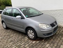 Silber Gebraucht 2008 VW Polo Comfortline Limousine | 1.900 € (Fairer Preis)
