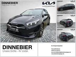 Schwarz (metallic) Gebraucht 2023 Kia Ceed Spirit Limousine | 22.189 € (Guter Preis)