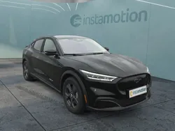 Schwarz Gebraucht 2022 Ford Mustang Mach-E Extended Range SUV | 35.630 € (Guter Preis)