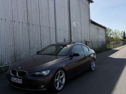 Braun Gebraucht 2009 BMW 325 Performance Coupé | 11.500 € (Fairer Preis)