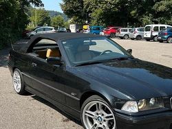 Schwarz Gebraucht 1996 BMW 318 Cabriolet M Sport Cabrio | 5.900 €