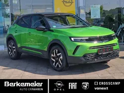 Ikone grün (metallic) Gebraucht 2024 Opel Mokka SUV | 21.925 € (Guter Preis)