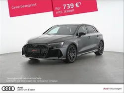 Grau Neu 2025 Audi RS3 Sportback Advanced Kleinwagen | 75.880 € (Etwas zu teuer)