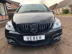 Schwarz Gebraucht 2009 Mercedes B200 Van / Kleinbus | 3.485 € (Guter Preis)