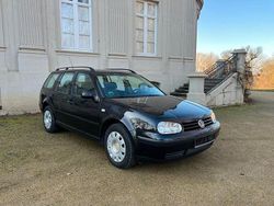 Schwarz Gebraucht 2003 VW Golf IV Ocean Kombi | 1.490 € (Fairer Preis)