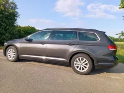 Grau Gebraucht 2019 VW Passat Comfortline Kombi | 18.890 € (Guter Preis)