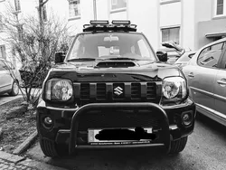Schwarz Gebraucht 2017 Suzuki Jimny Style SUV | 19.990 € (Etwas zu teuer)