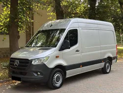 Silber Gebraucht 2023 Mercedes Sprinter Van | 30.800 € (Fairer Preis)