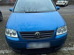 Blau Gebraucht 2003 VW Touran Van / Kleinbus | 2.599 € (Fairer Preis)