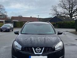 Schwarz Gebraucht 2011 Nissan Qashqai +2 Tekna SUV | 7.000 € (Fairer Preis)
