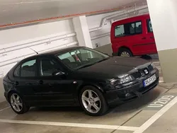 Schwarz Gebraucht 2005 Seat Leon Limousine | 1.950 € (Fairer Preis)