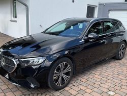 Schwarz Gebraucht 2023 Mercedes E220 Avantgarde Kombi | 42.490 € (Superpreis)