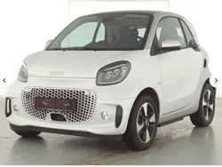 Weiß Gebraucht 2023 Smart ForTwo Electric Drive Passion Kleinwagen | 14.200 € (Fairer Preis)