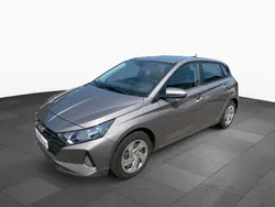 Grau Gebraucht 2021 Hyundai i20 Pure Kleinwagen | 13.460 € (Fairer Preis)