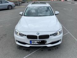 Weiß Gebraucht 2014 BMW 318 Luxury Line Kombi | 10.000 € (Fairer Preis)